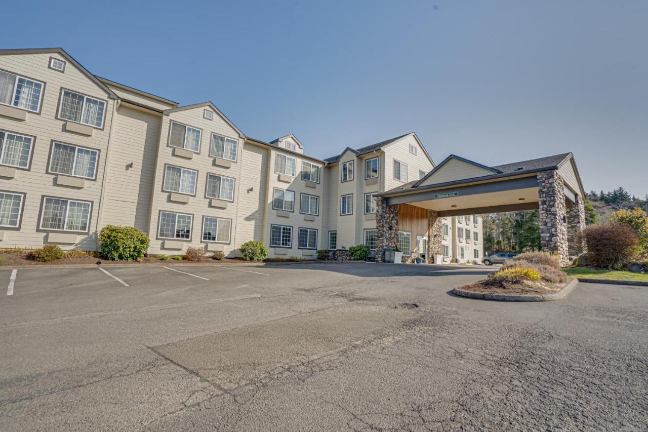 The Ashley Inn & Suites Lincoln City Exterior foto